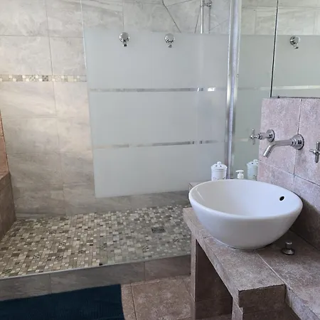 Les Embruns - Le Port