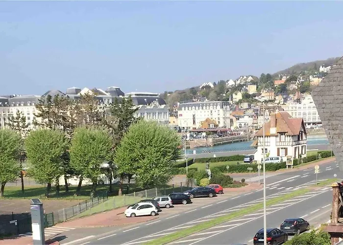 Apartment Les Embruns - Le Port Deauville